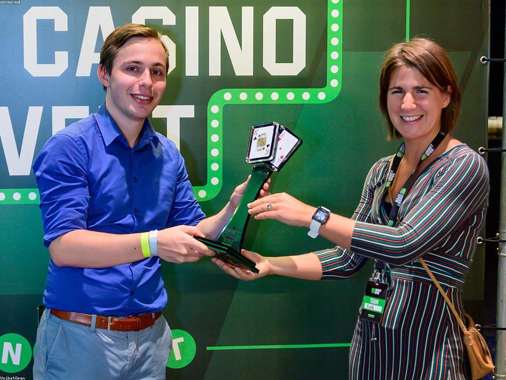 យុទ្ធសាស្ត្រការលេងស្លាបព្រិលអនឡាញសម្រាប់អ្នកថ្មី